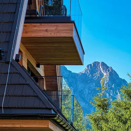3 Owce Z Widokiem Na Giewont