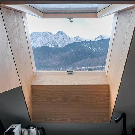 3 Owce Z Widokiem Na Giewont