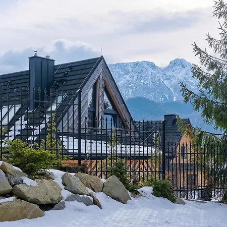 3 Owce Z Widokiem Na Giewont